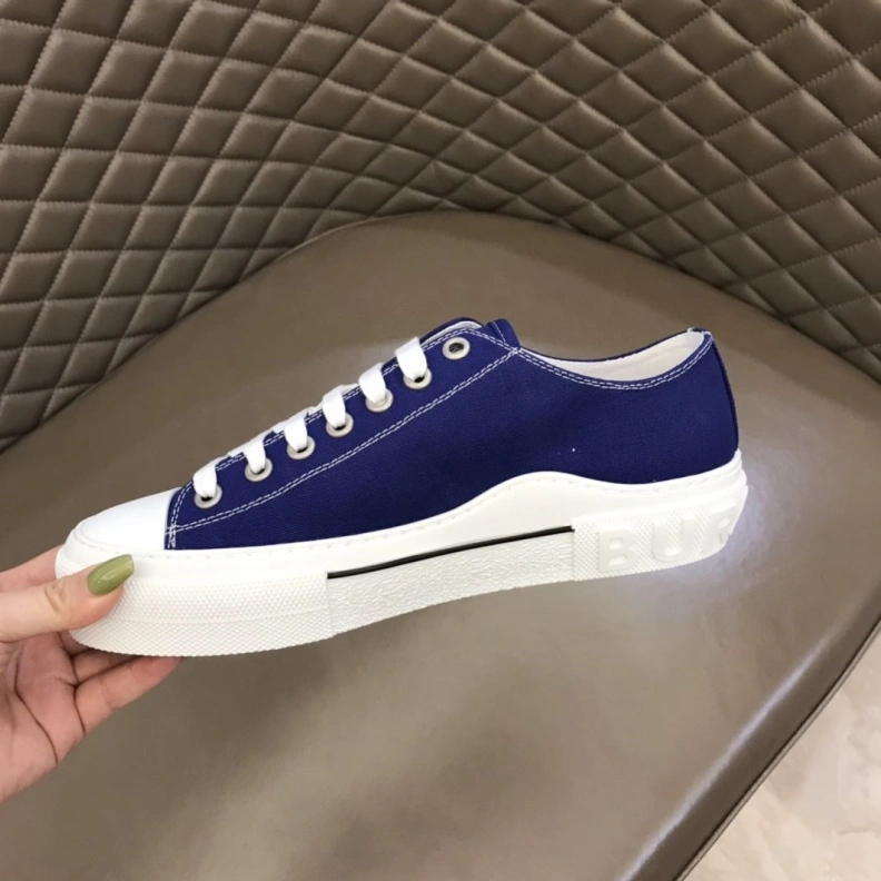 Timeless Bxrbxrry Sneakers 114785