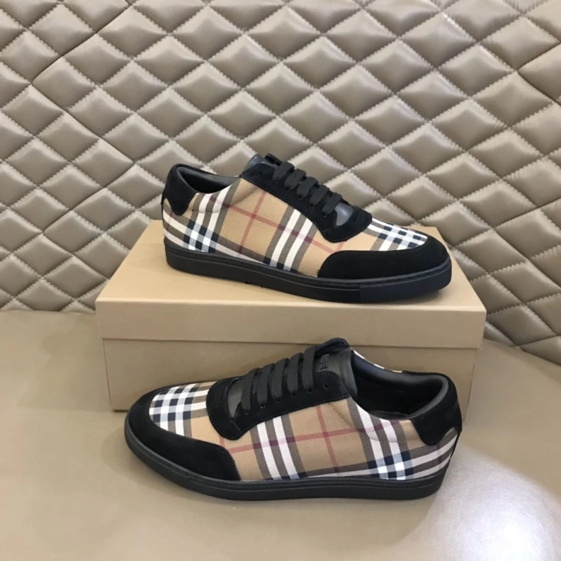 Practical Bxrbxrry Sneakers 114778