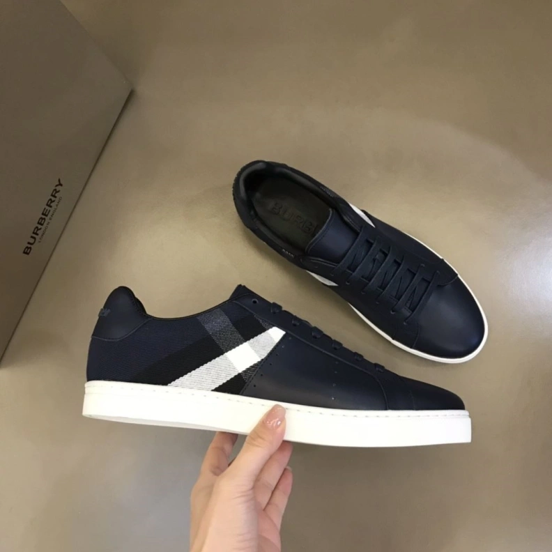 ModernLook Bxrbxrry Sneakers 114781