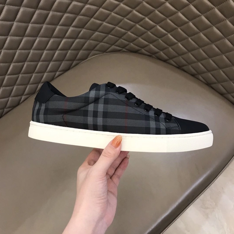 Soft Bxrbxrry Sneakers 114764