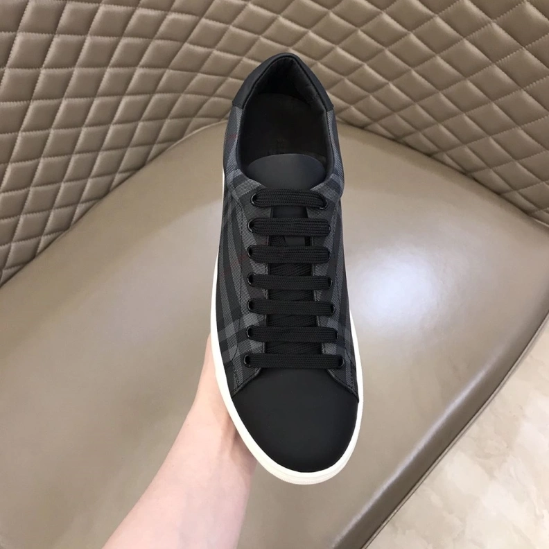 Soft Bxrbxrry Sneakers 114764