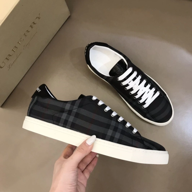Bxrbxrry Sneakers Elegant 114760