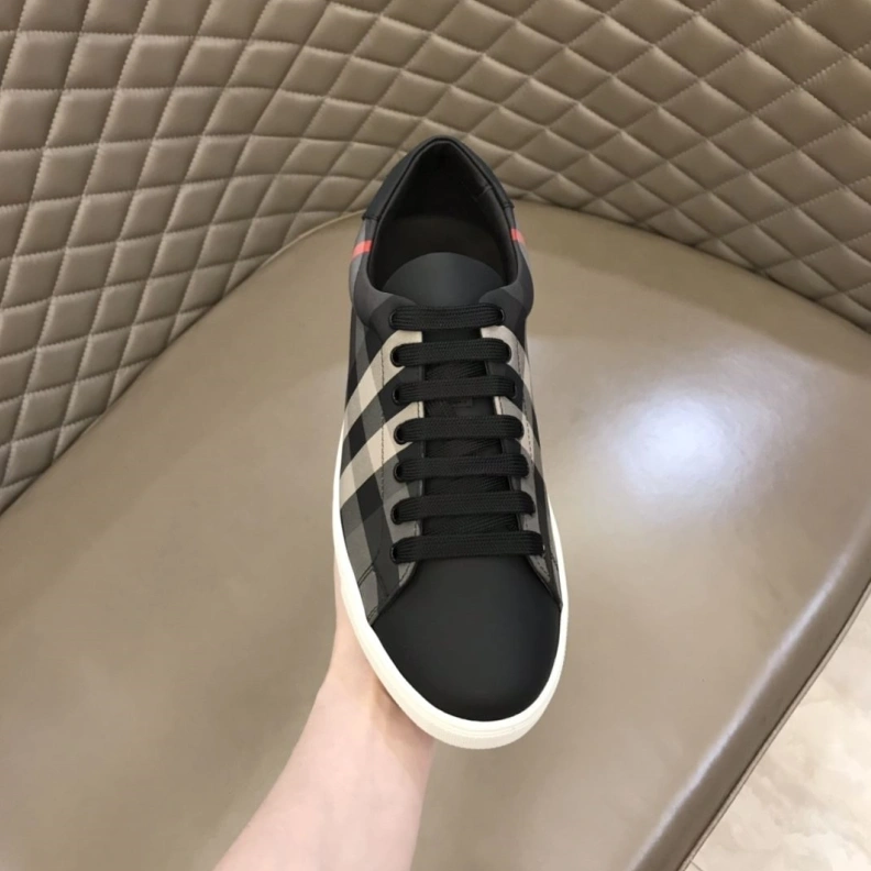 Durable Bxrbxrry Sneakers 114758