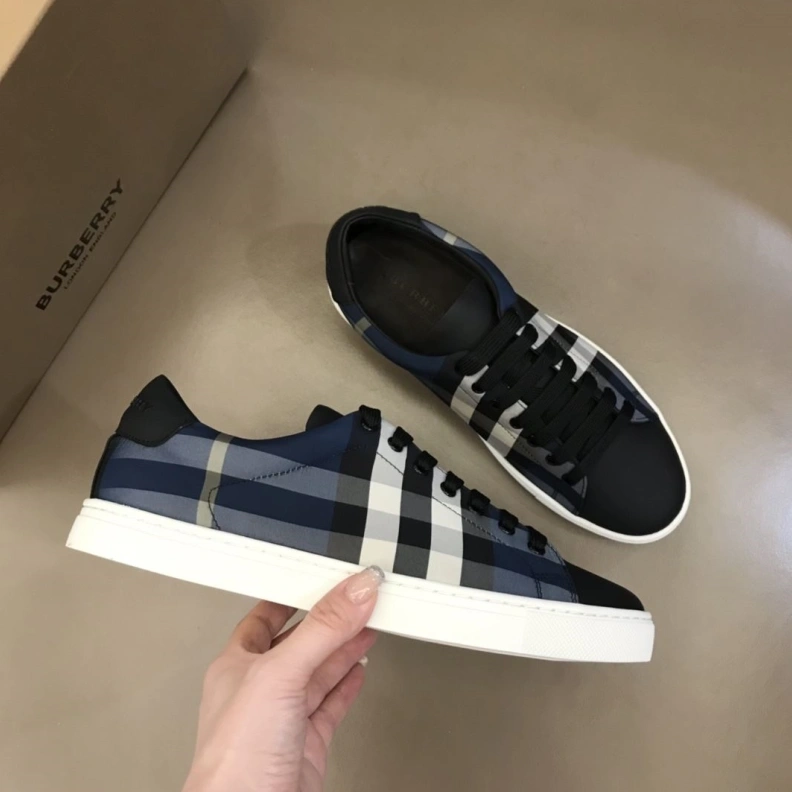 Cozy Bxrbxrry Sneakers 114748