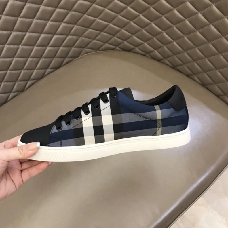 Cozy Bxrbxrry Sneakers 114748