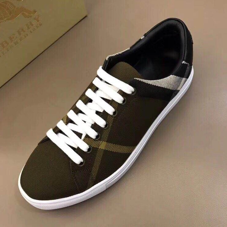 Durable Bxrbxrry Sneakers 114750