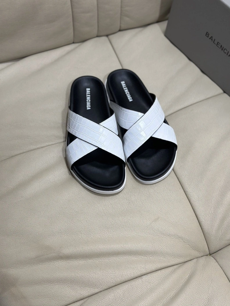 Sleek Bxlxnciaga Slippers 109336