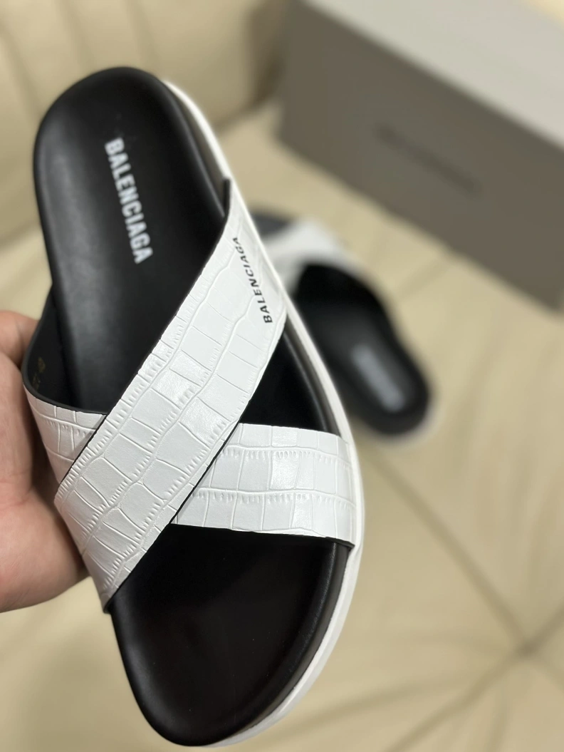 Sleek Bxlxnciaga Slippers 109336