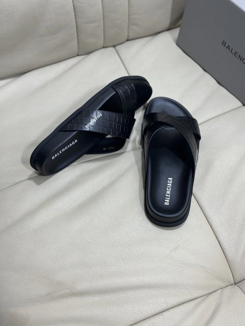 Bxlxnciaga Slippers ModernLook 109333