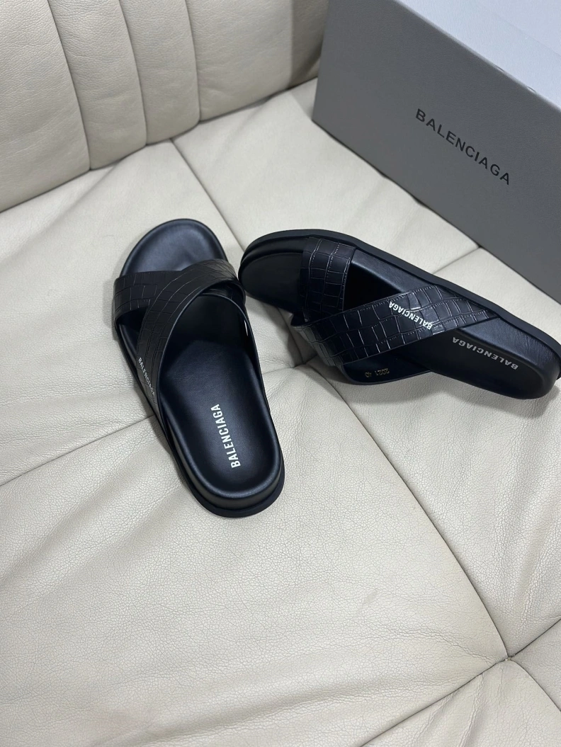 Bxlxnciaga Slippers ModernLook 109333