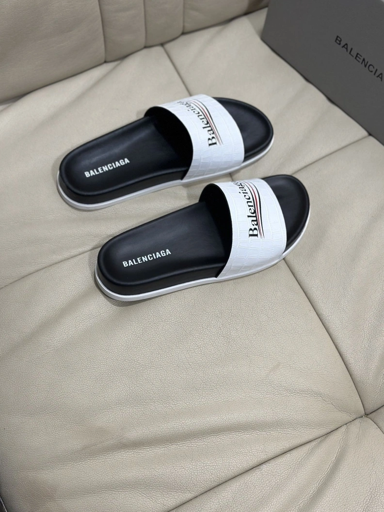 Bxlxnciaga Slippers Cozy 109325