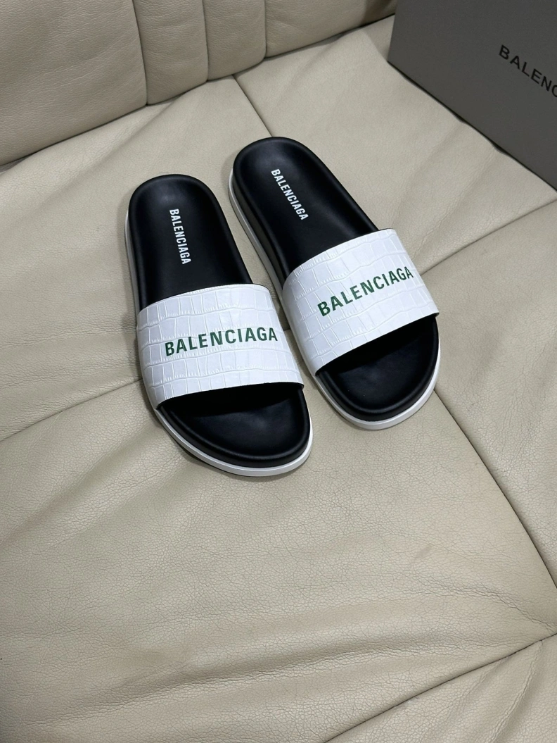 EasyMatch Bxlxnciaga Slippers 109316