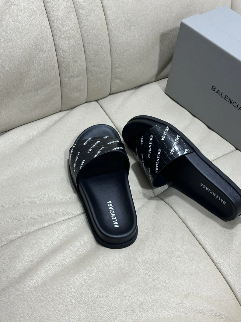 Bxlxnciaga Slippers Stylish 109326