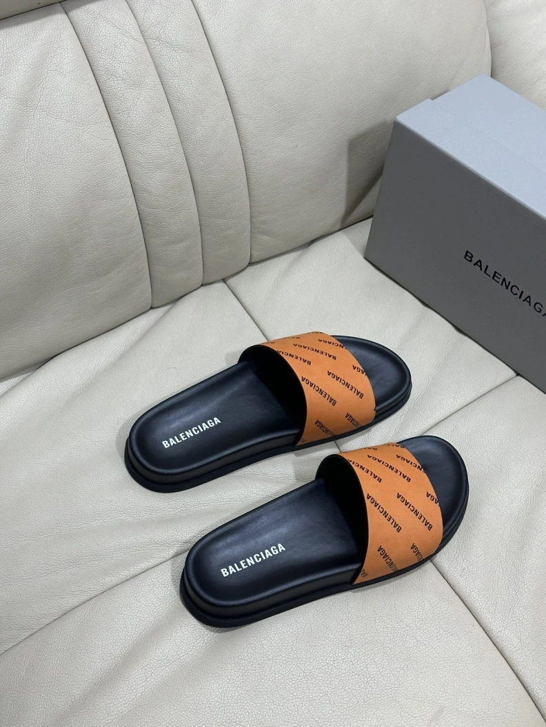 Compact Bxlxnciaga Slippers 109308