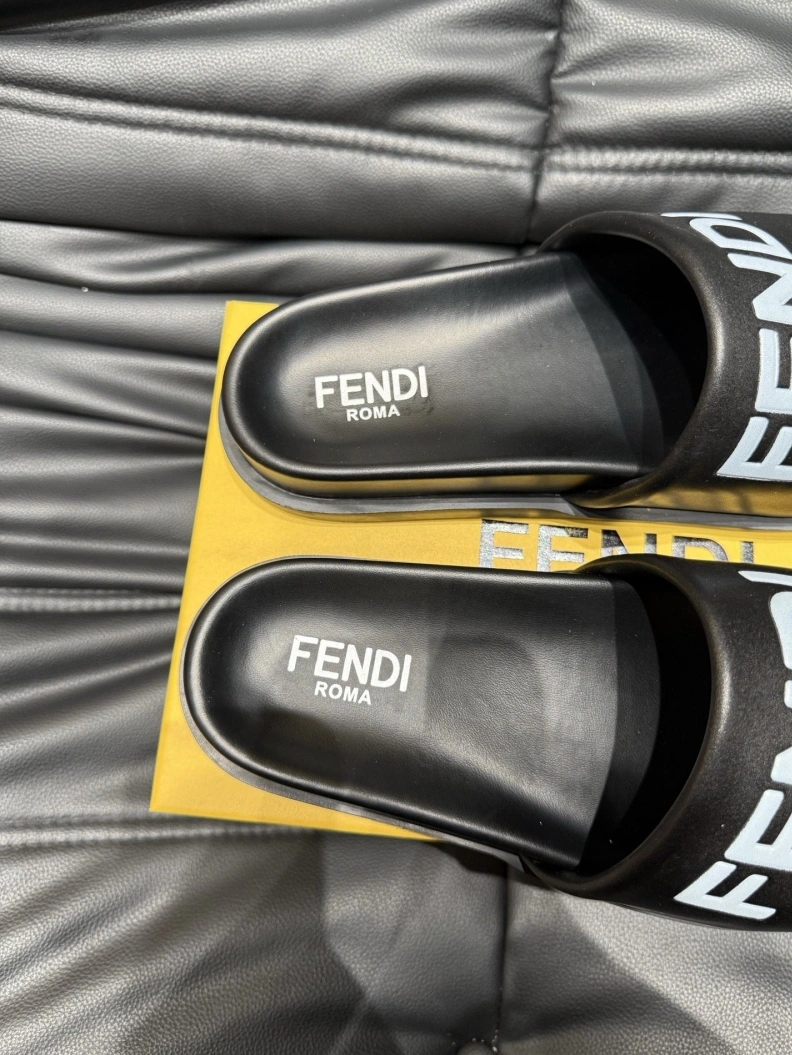 StreetReady Fxndx Slippers 147526