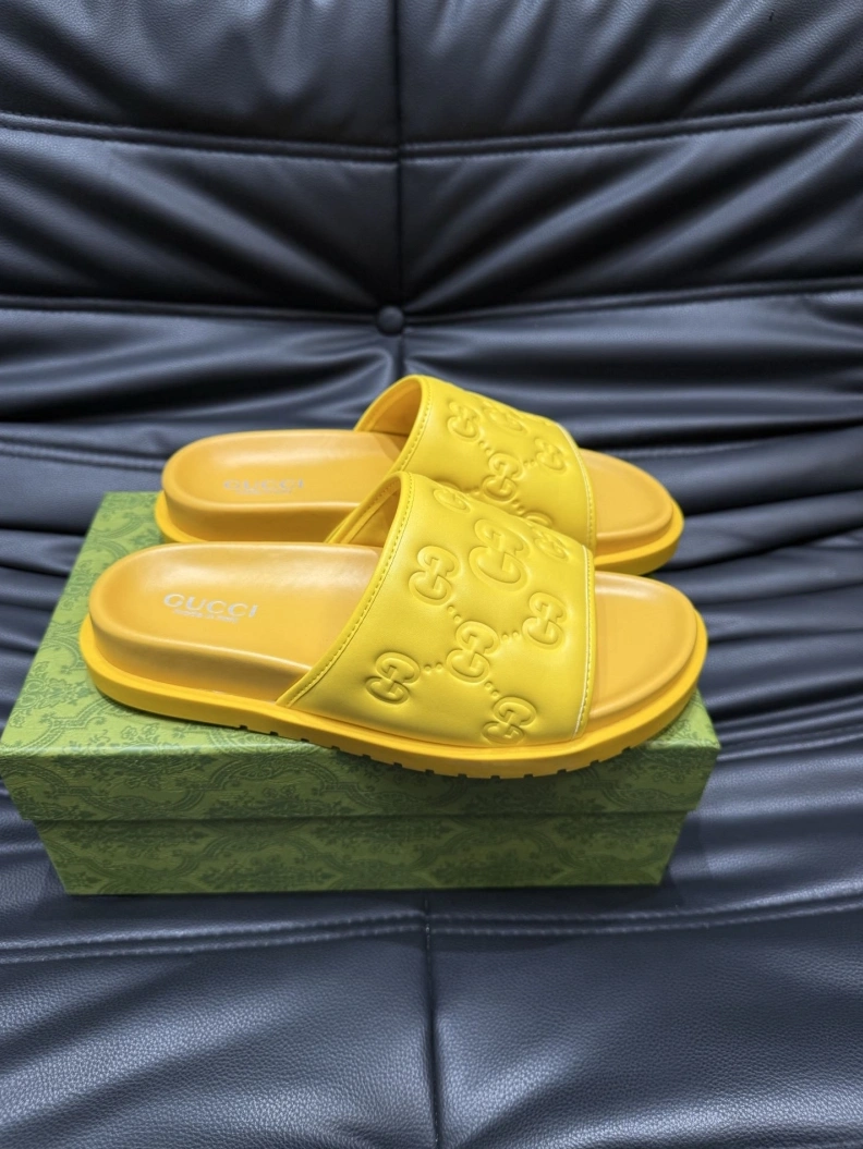 Durable Gxccx Slippers 156538