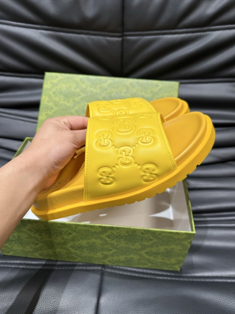 Durable Gxccx Slippers 156538