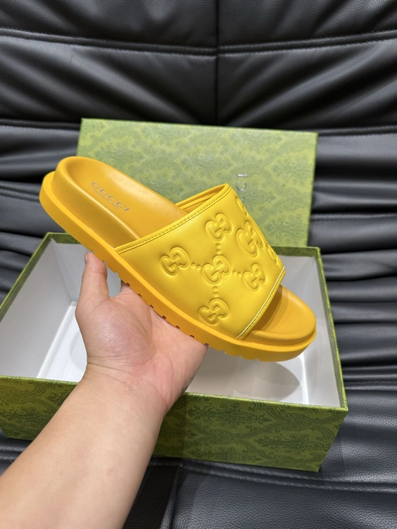 Durable Gxccx Slippers 156538