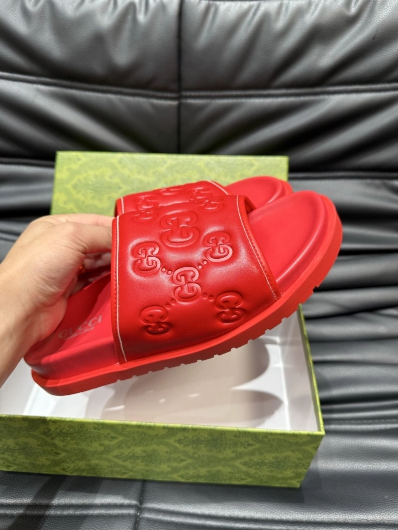 Stylish Gxccx Slippers 156533