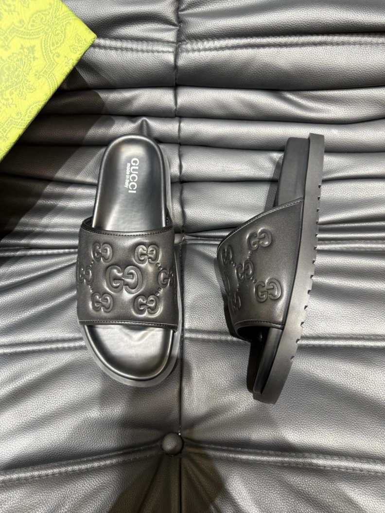 Gxccx Slippers Bold 156532