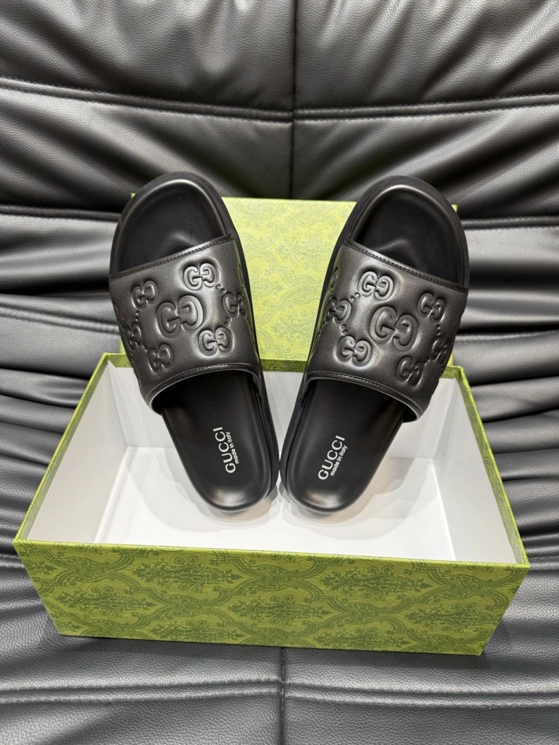 Gxccx Slippers Bold 156532