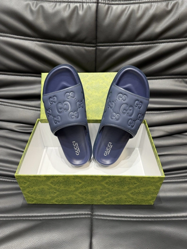 Reliable Gxccx Slippers 156531