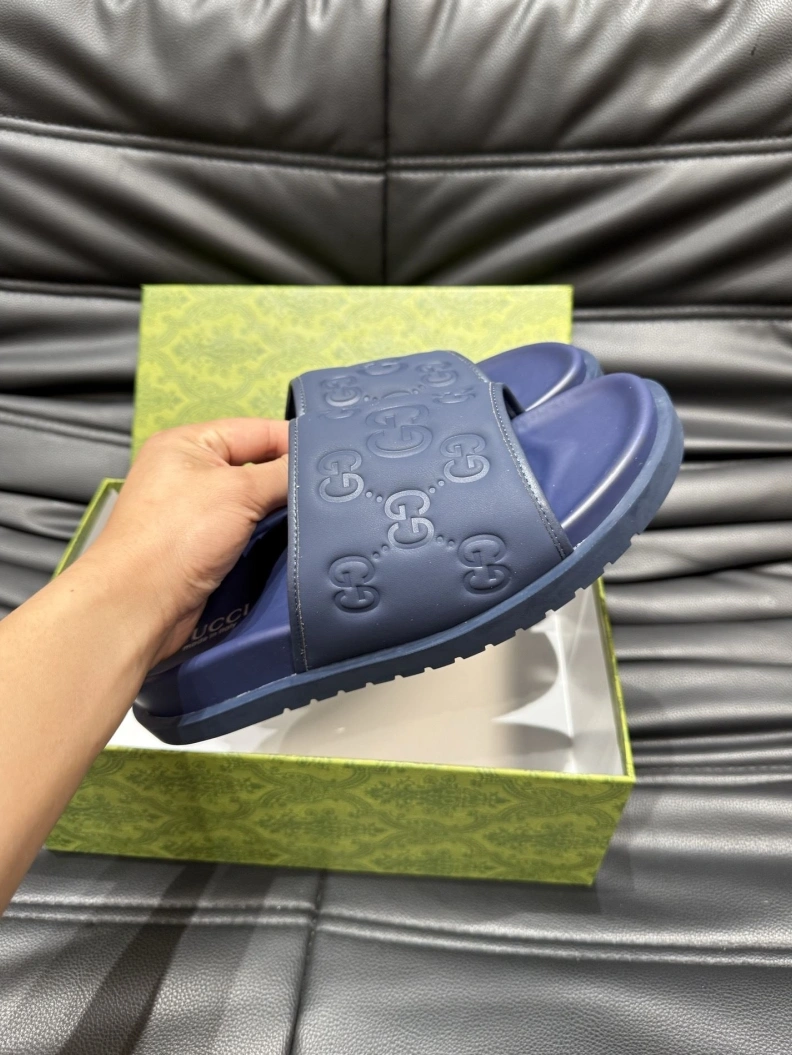 Reliable Gxccx Slippers 156531