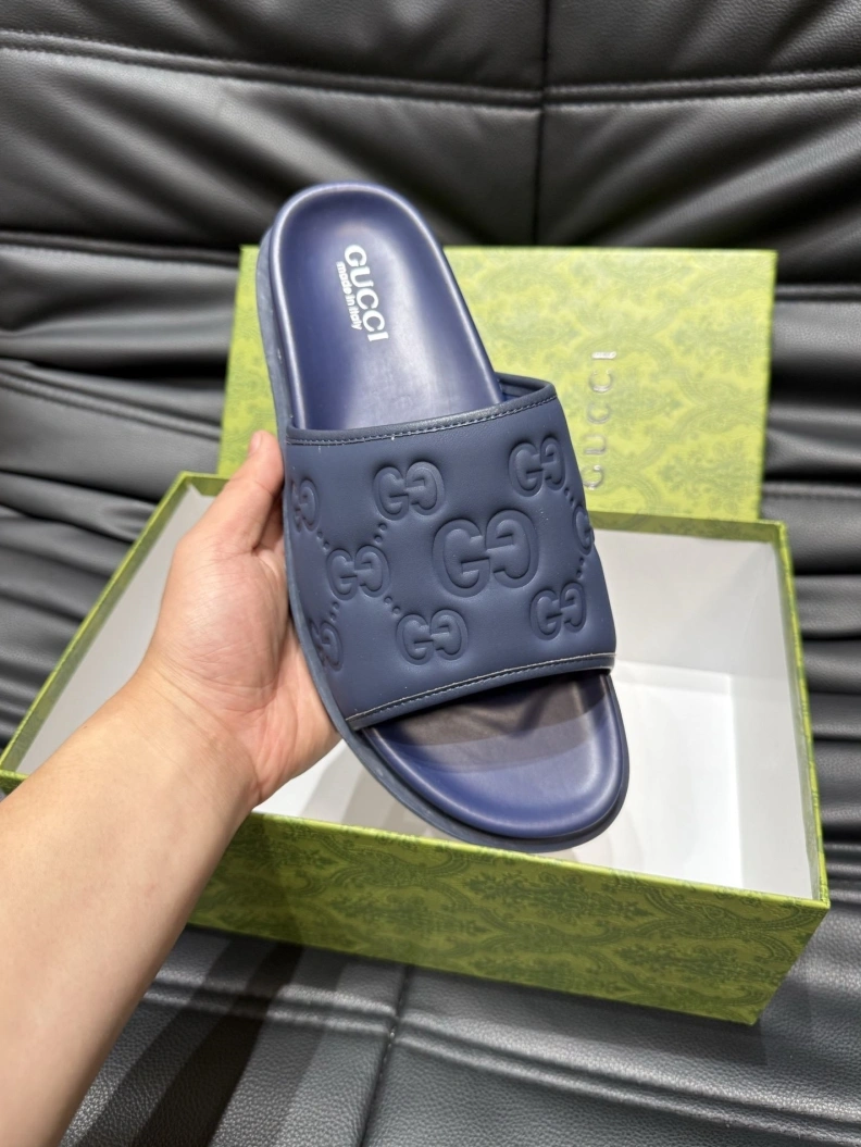 Reliable Gxccx Slippers 156531