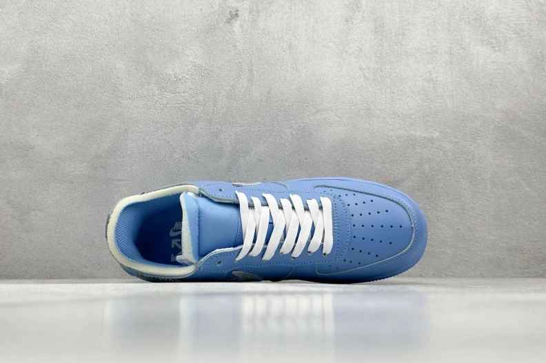 Vibrant Nxkx Sneakers 198942