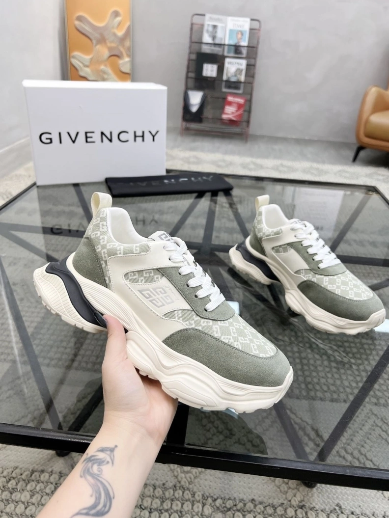 Gxvxnchy Sneakers Bold 152675