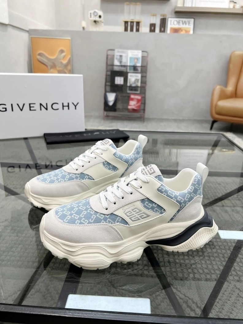 DailyWear Gxvxnchy Sneakers 152672
