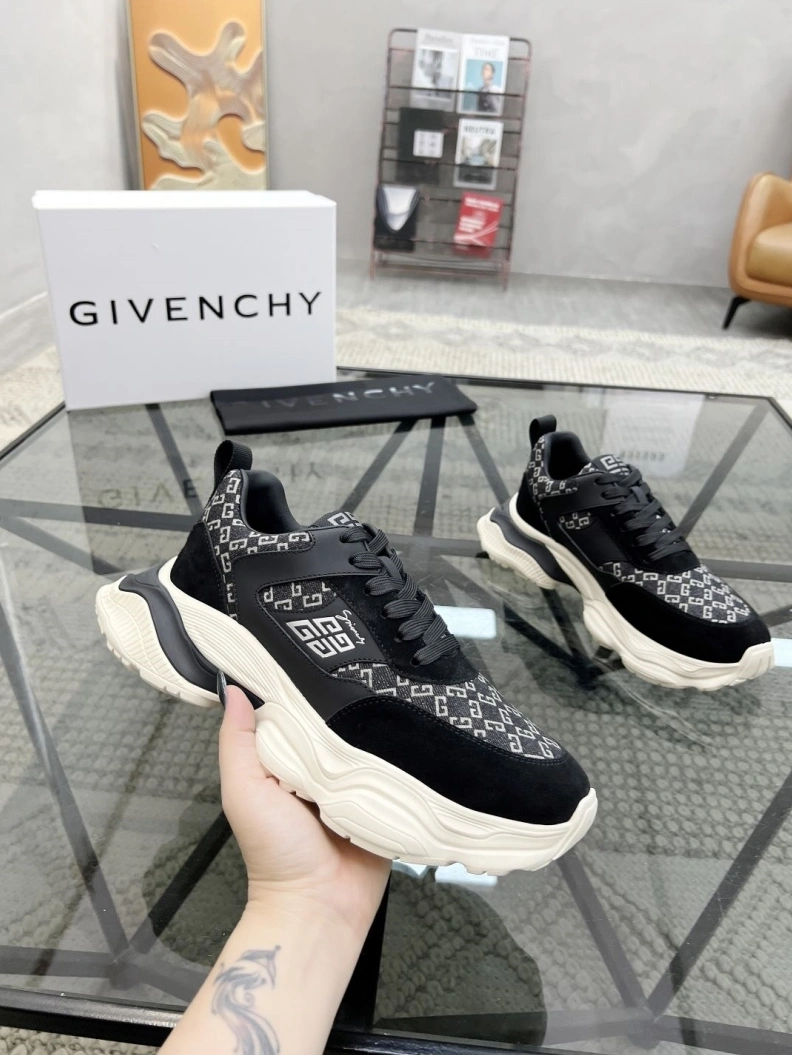 UrbanStyle Gxvxnchy Sneakers 152673