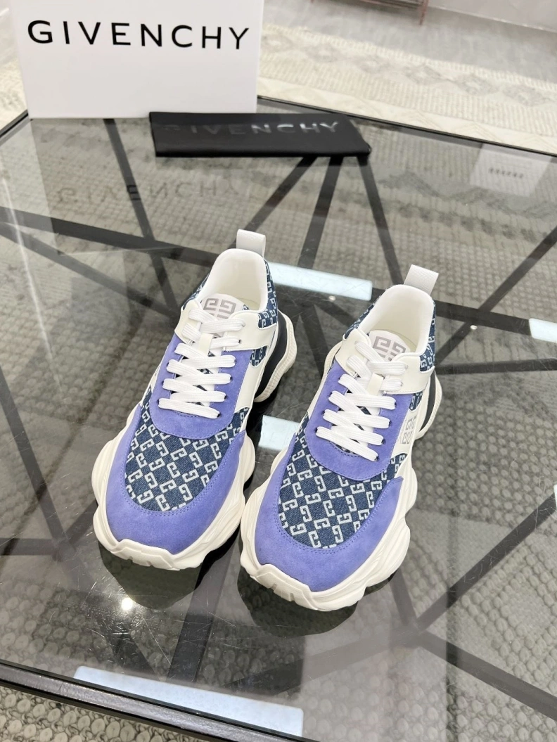 Durable Gxvxnchy Sneakers 152670