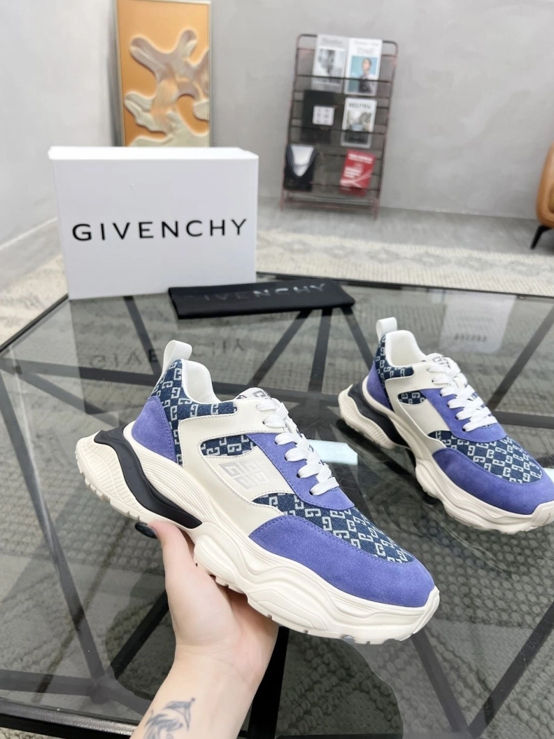 Durable Gxvxnchy Sneakers 152670