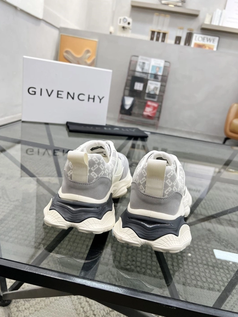 GoAnywhere Gxvxnchy Sneakers 152669
