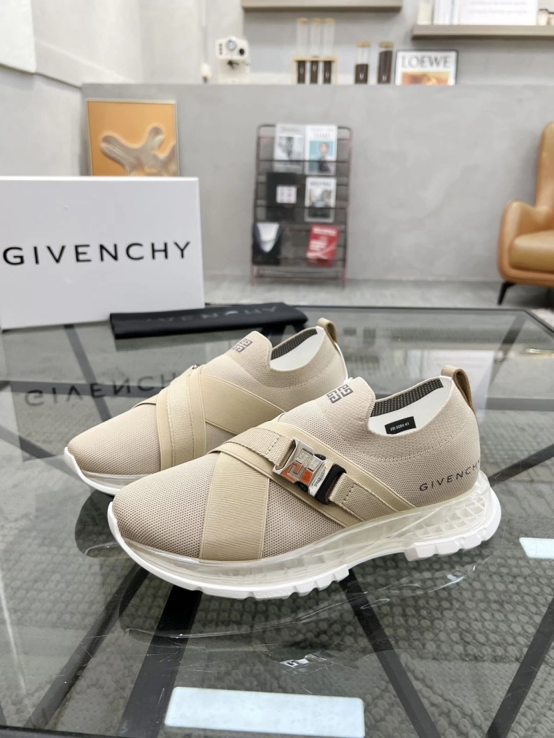 Durable Gxvxnchy Sneakers 152664