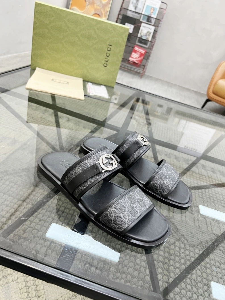 Durable Gxccx Slippers 156527