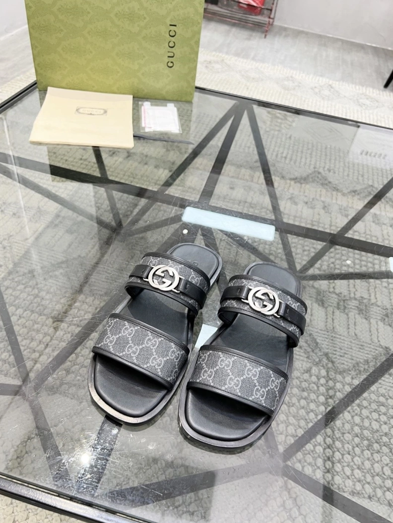 Durable Gxccx Slippers 156527