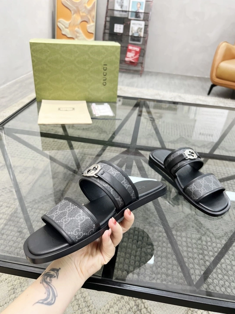 Durable Gxccx Slippers 156527