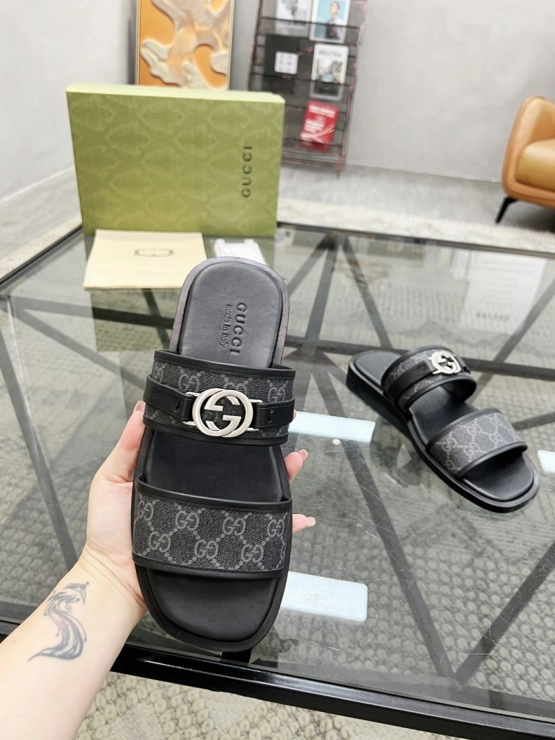 Durable Gxccx Slippers 156527