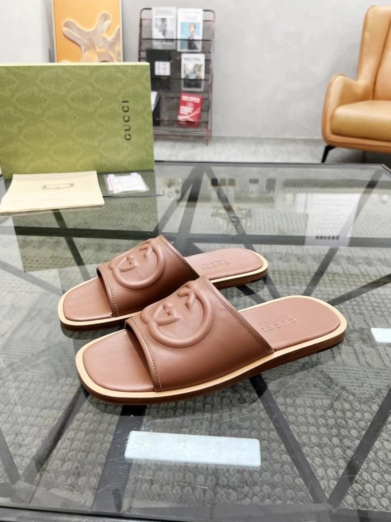 Affordable Gxccx Slippers 156512