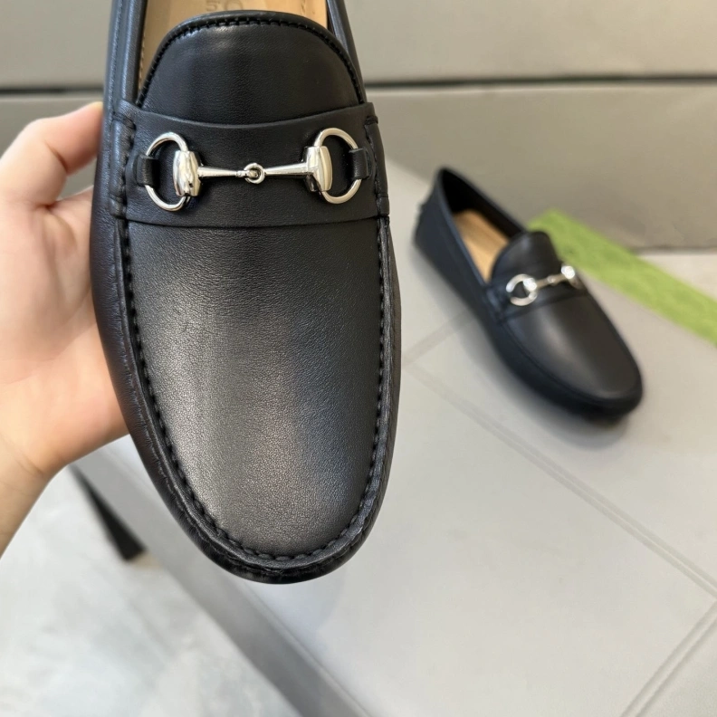 Sleek Gxccx Leather Shoes 156718