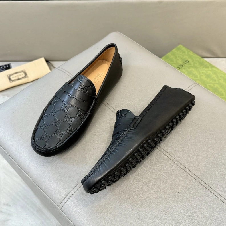Reliable Gxccx Leather Shoes 156717