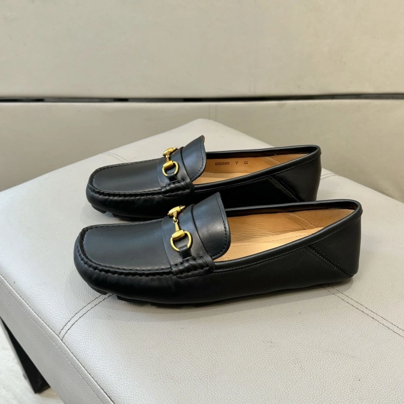 Gxccx Leather Shoes Compact 156696