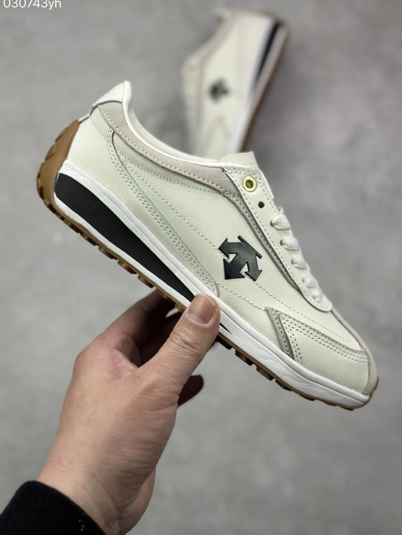 Minimalist Othxr Sneakers 211548