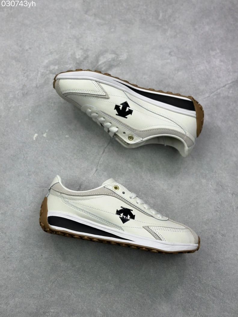 Minimalist Othxr Sneakers 211548
