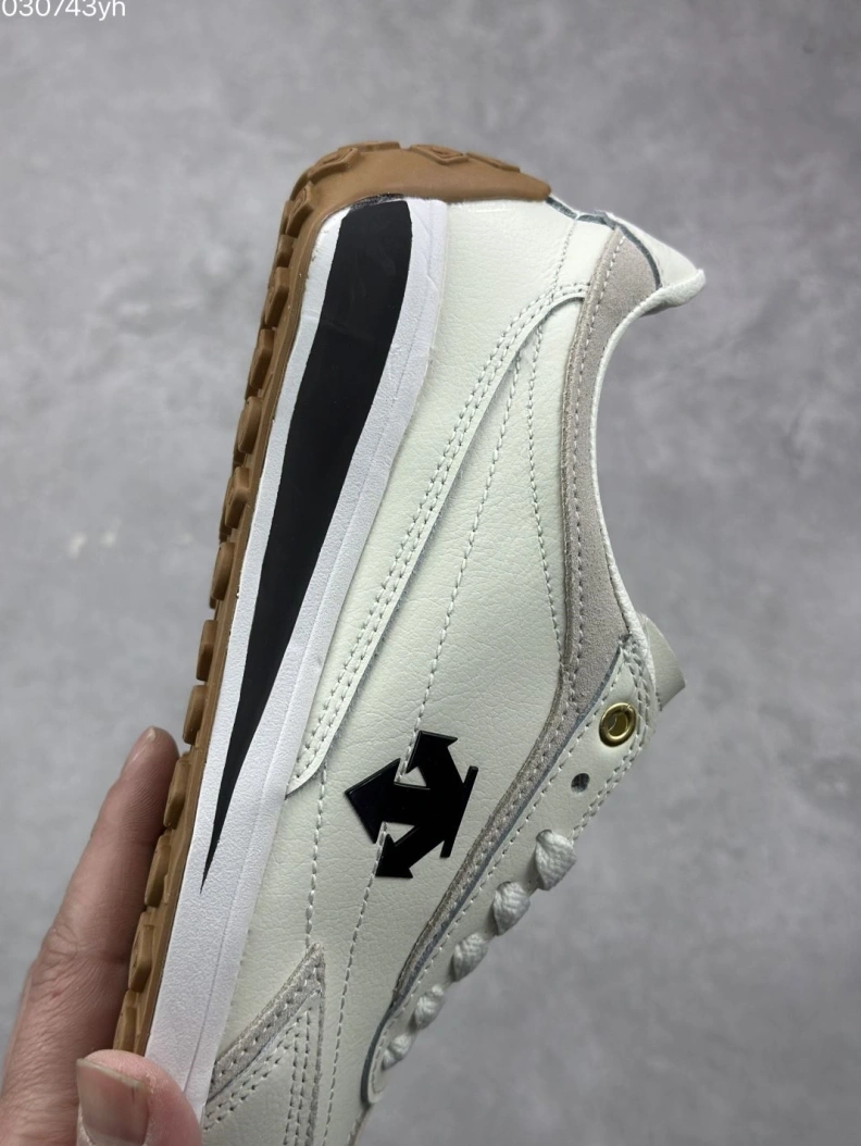 Minimalist Othxr Sneakers 211548