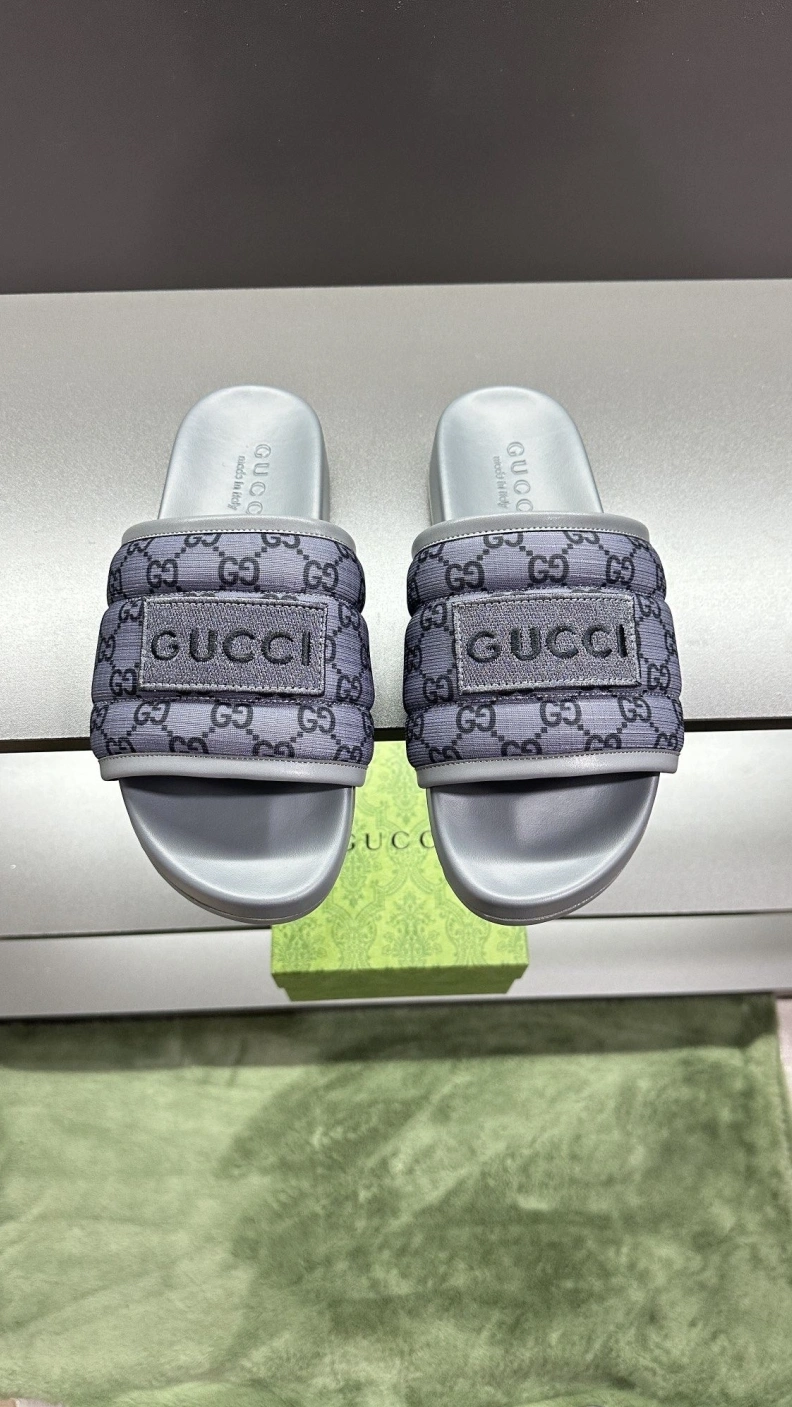 Vibrant Gxccx Slippers 156520