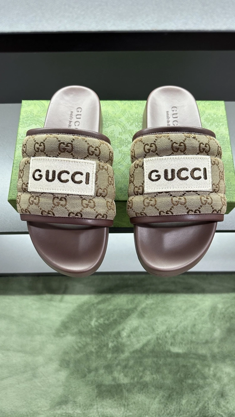 Gxccx Slippers Practical 156517