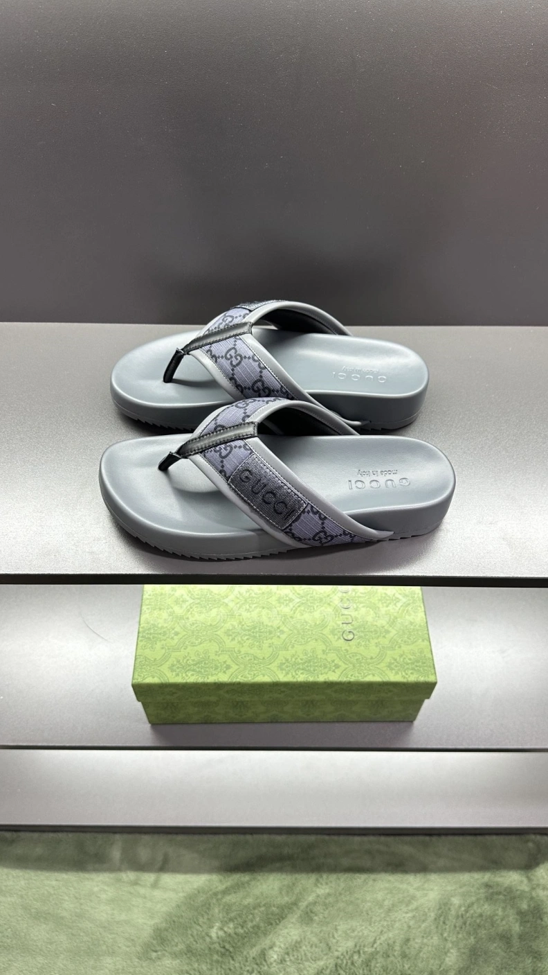 Unique Gxccx Slippers 156513